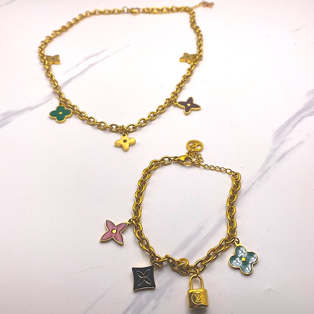 Matching necklace and bracelet set. Stainless steel.